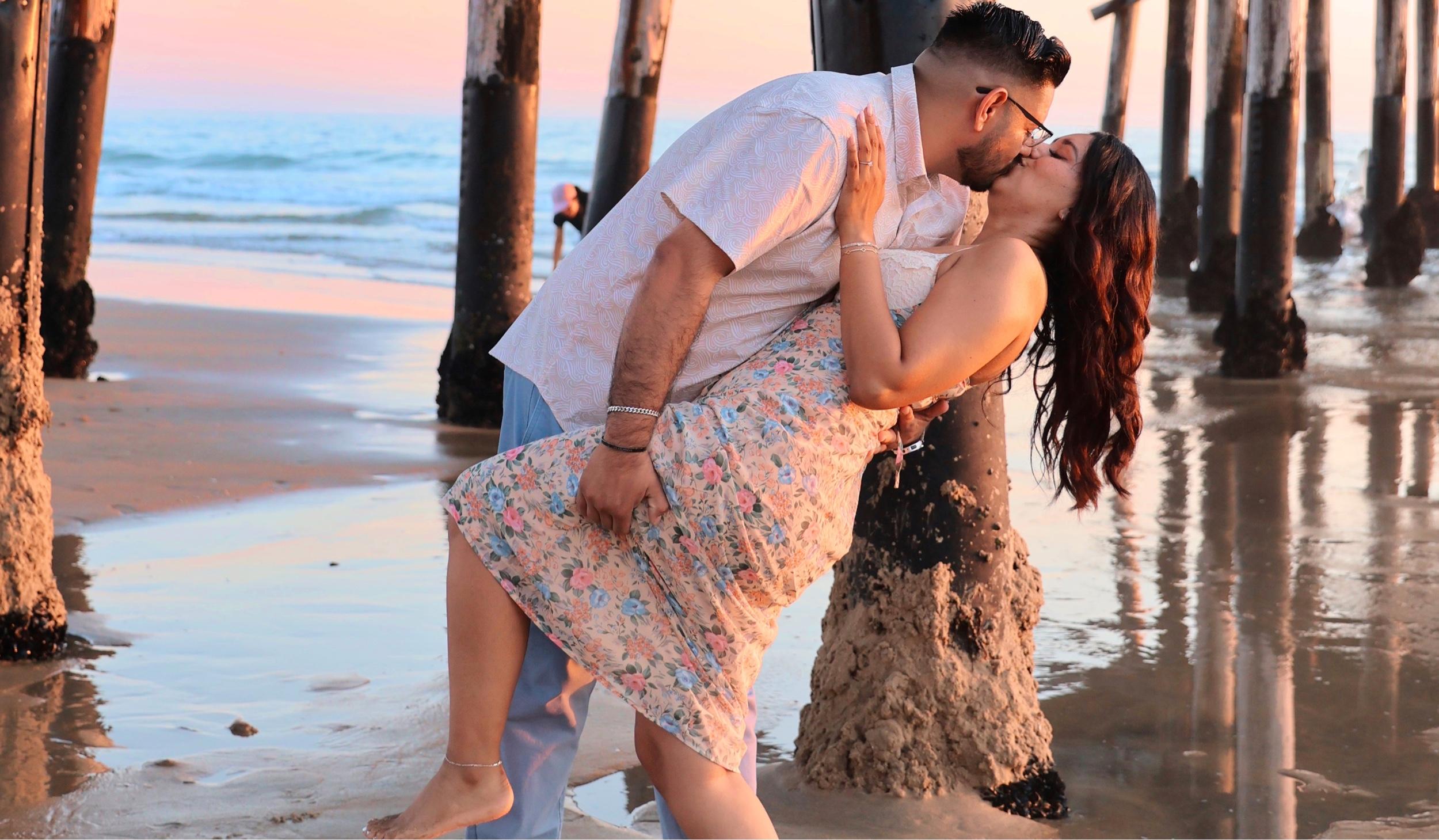 The Wedding Website of Helen Mora and Kevin Martinez