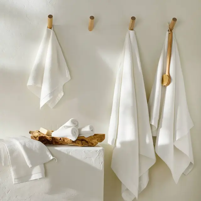Modal Bath Towel White - Casaluna™
