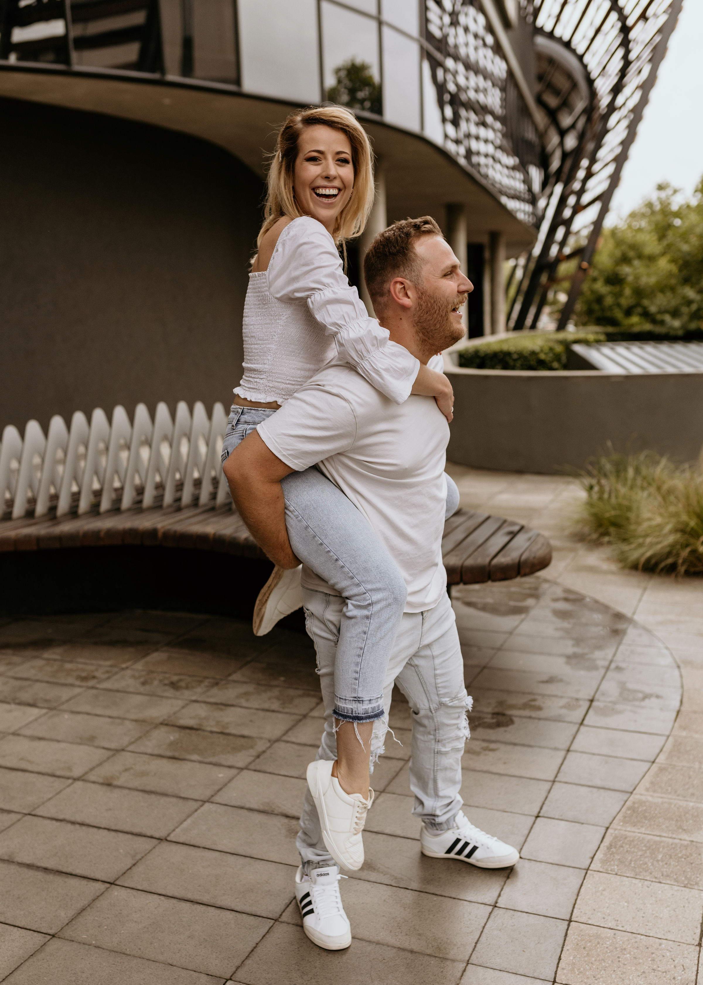 The Wedding Website of Emile Theunissen and Lynette Oberholzer