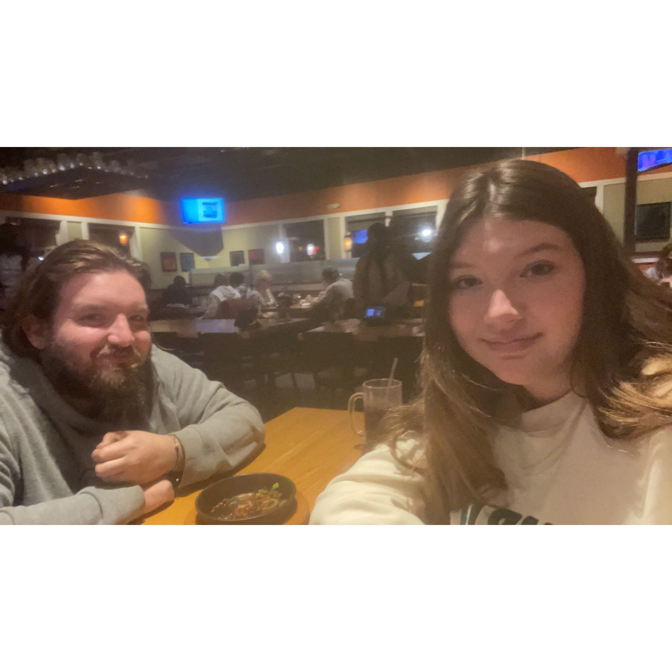 Chilis Date!