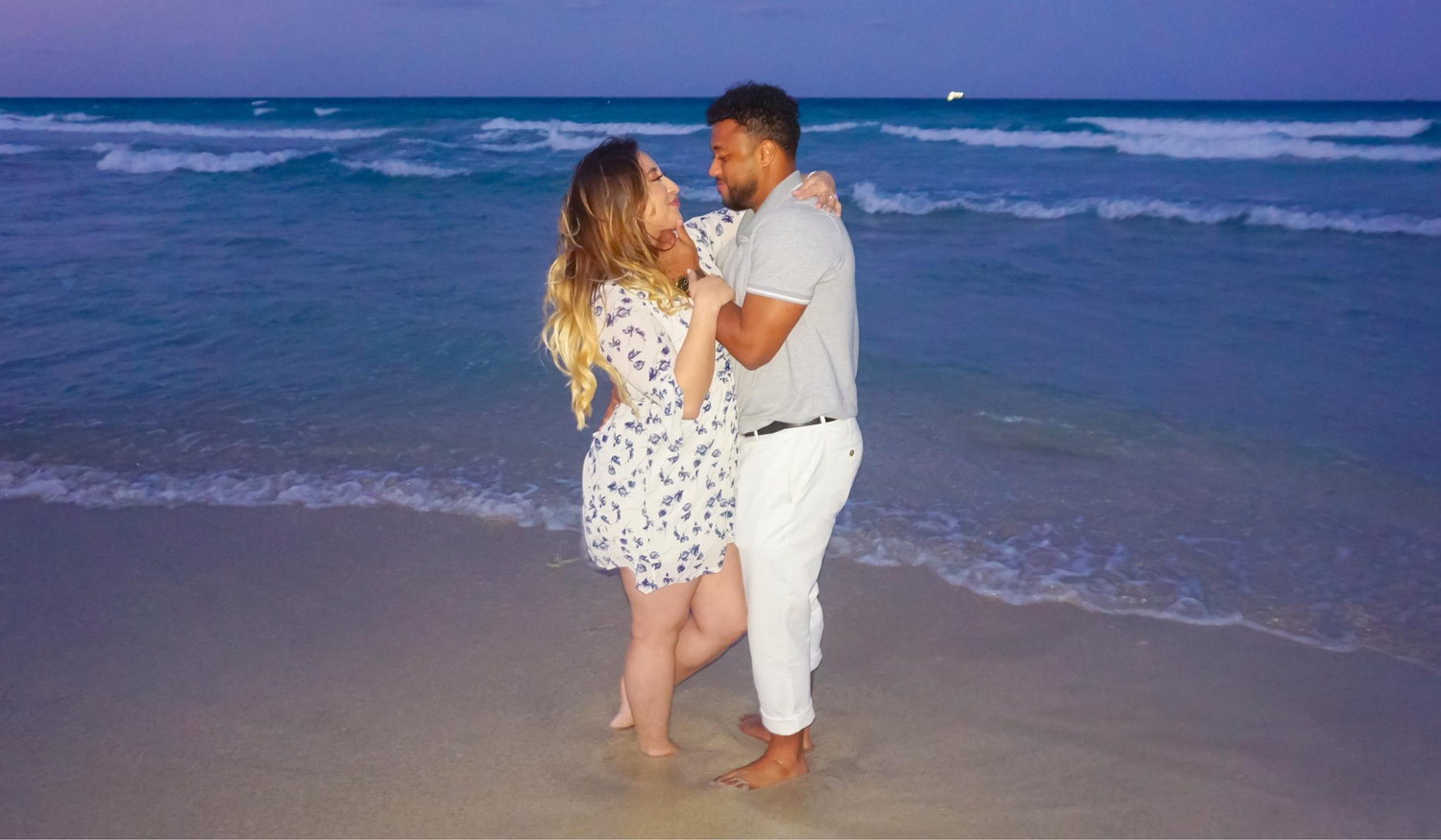 The Wedding Website of Roxana Alban and Dyllon Donalson