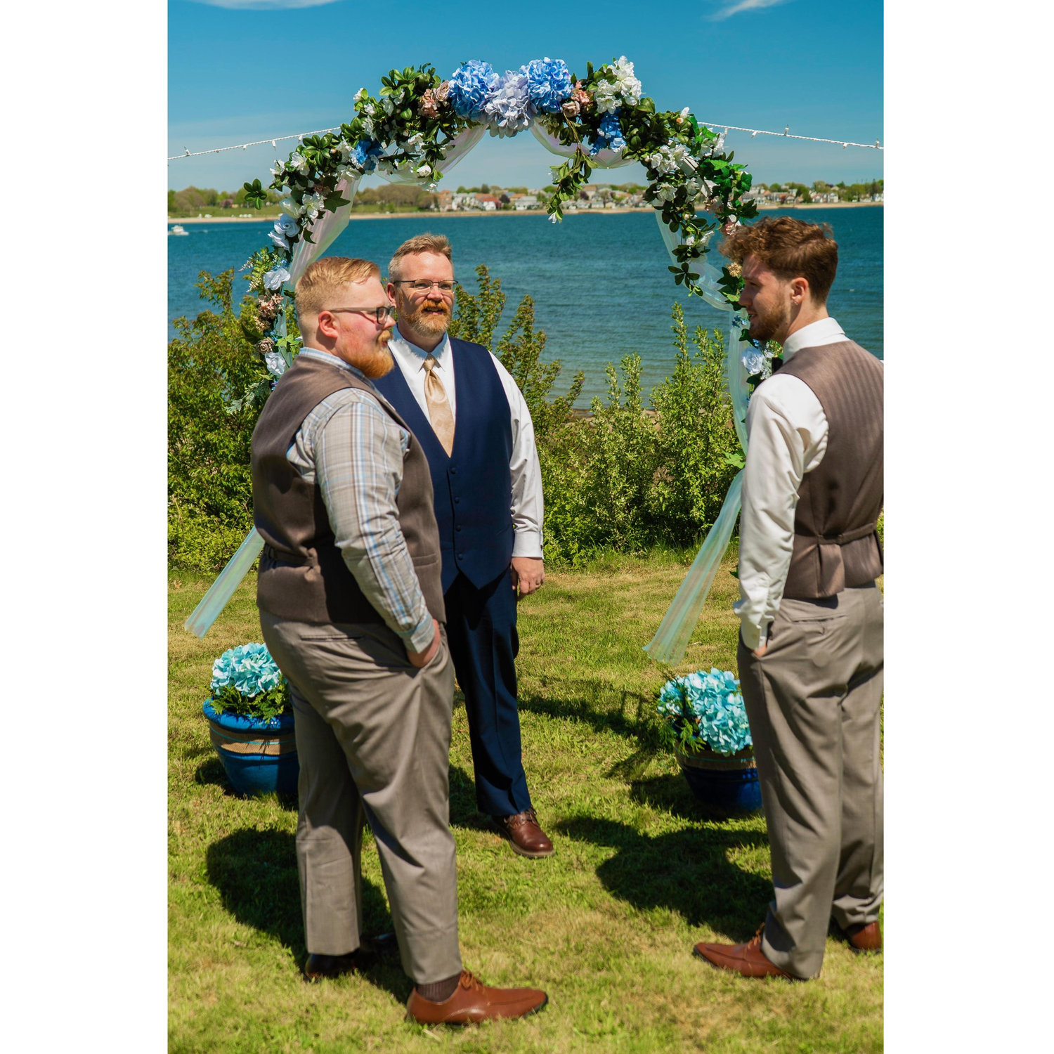 Drew, Don, and Noah visiting before ceremony