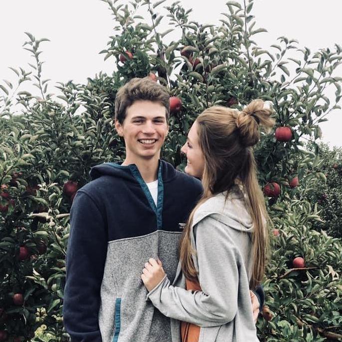 this photo was taken at uncle johns cider mill, in st. john's, 2018