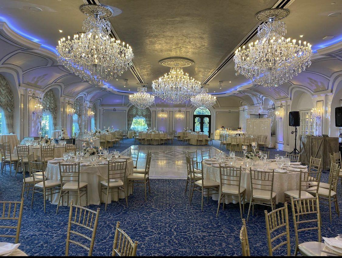 The Wedding Website of Letiesha Moore and Tyrell Glover