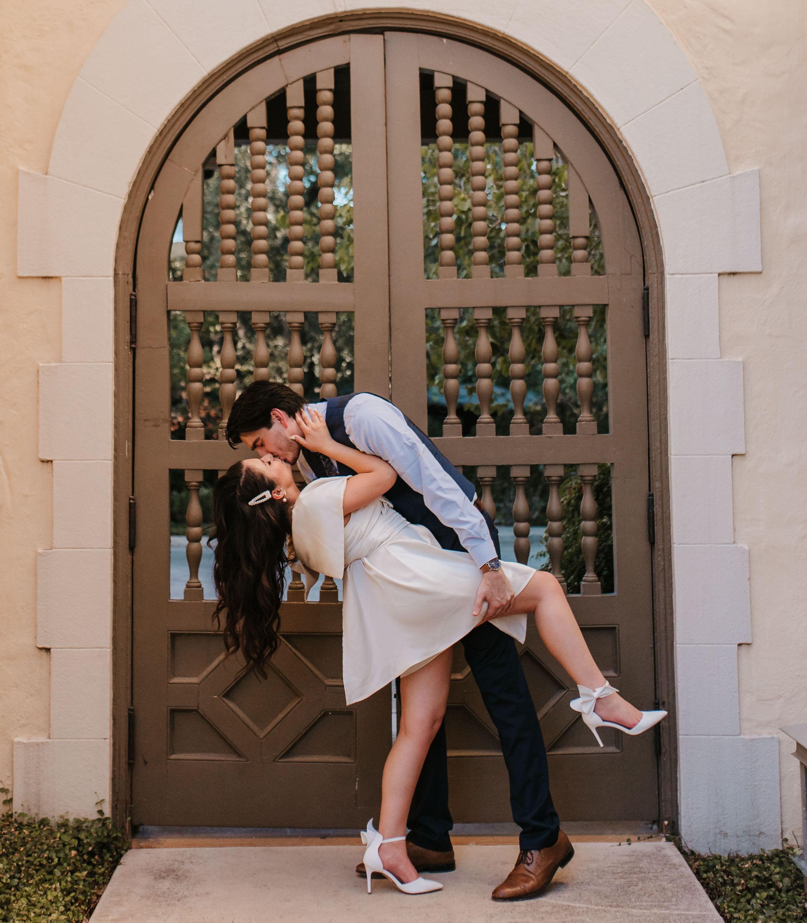 The Wedding Website of Jessica Villarreal and James Clark