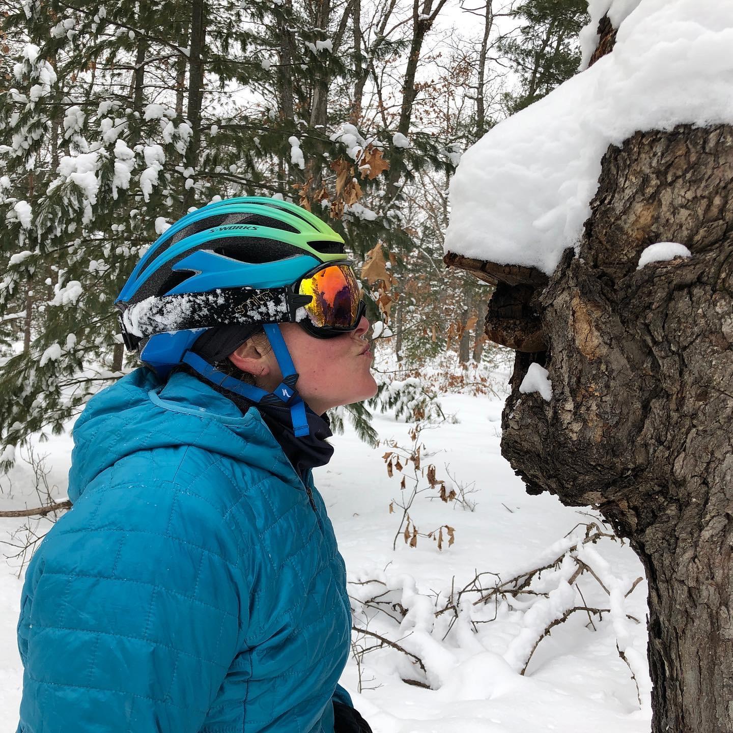 A face in a tree?!