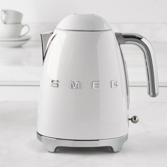 Smeg Electric Kettle 3D Logo, White