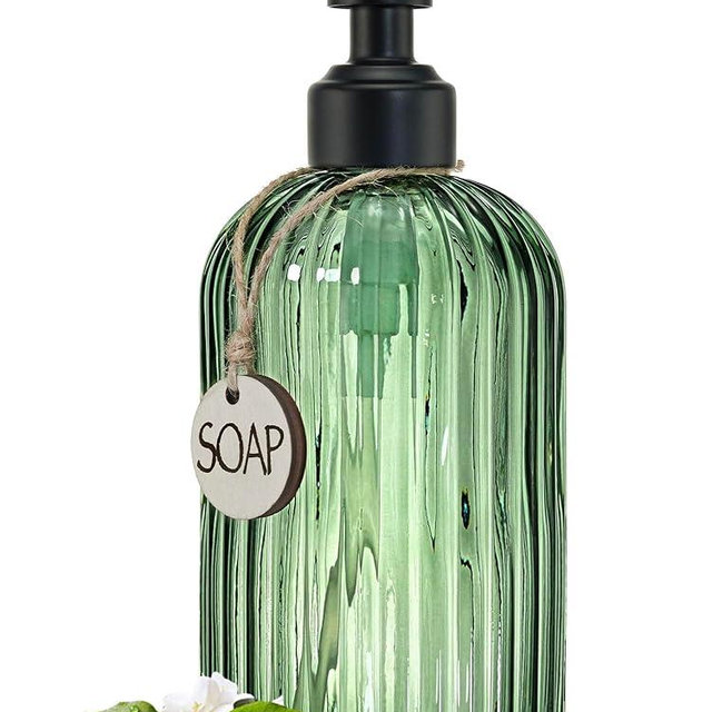 JASAI 18Oz Green Glass Soap Dispenser with Black Rust Proof Pump, Refillable Bathroom soap Dispenser with Thick Glass, Soap Dispenser Bathroom for Kitchen Dish soap, Hand Soap, Lotion, Body Wash.
