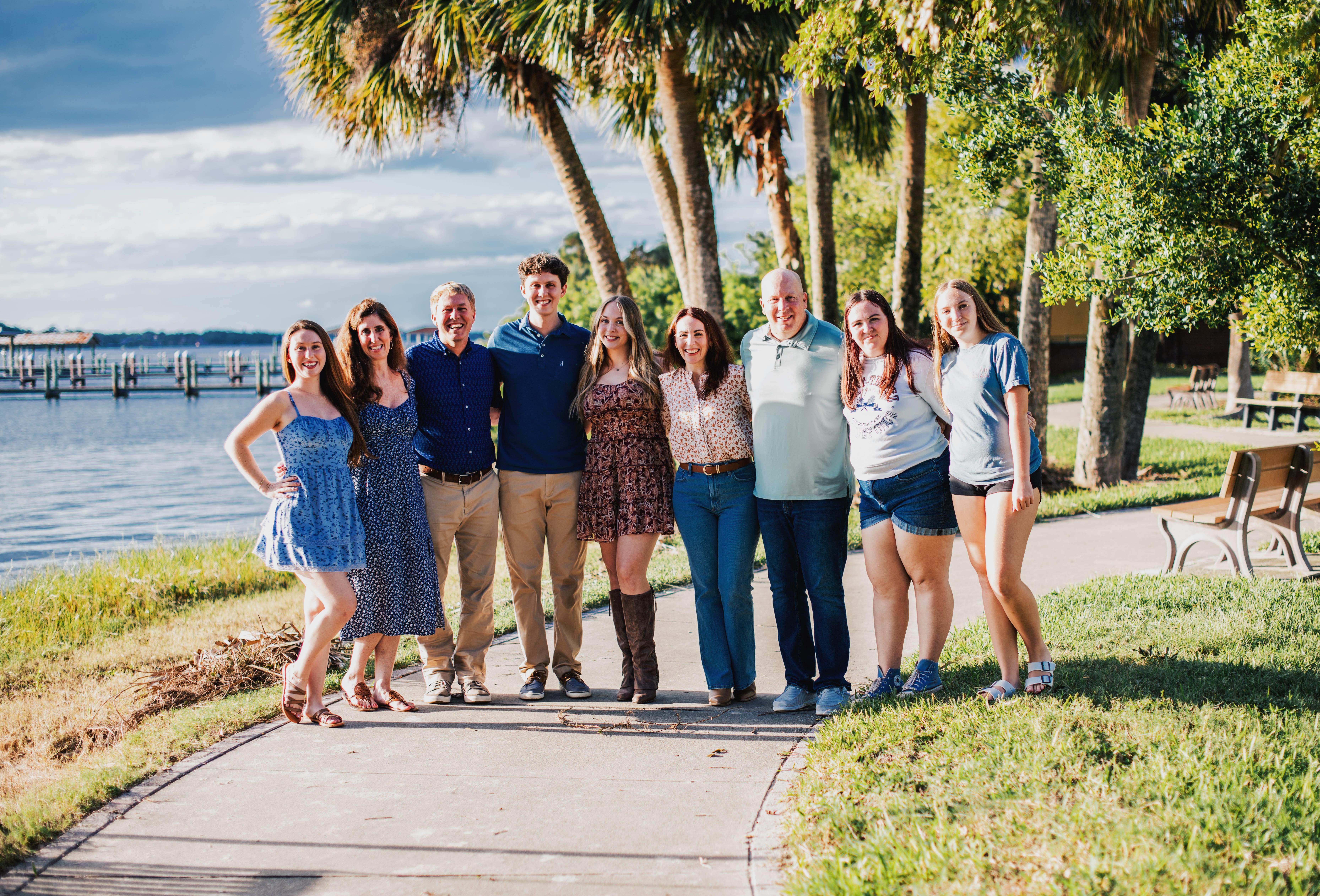 The Wedding Website of Hannalee Frahm and Connor Humphreys