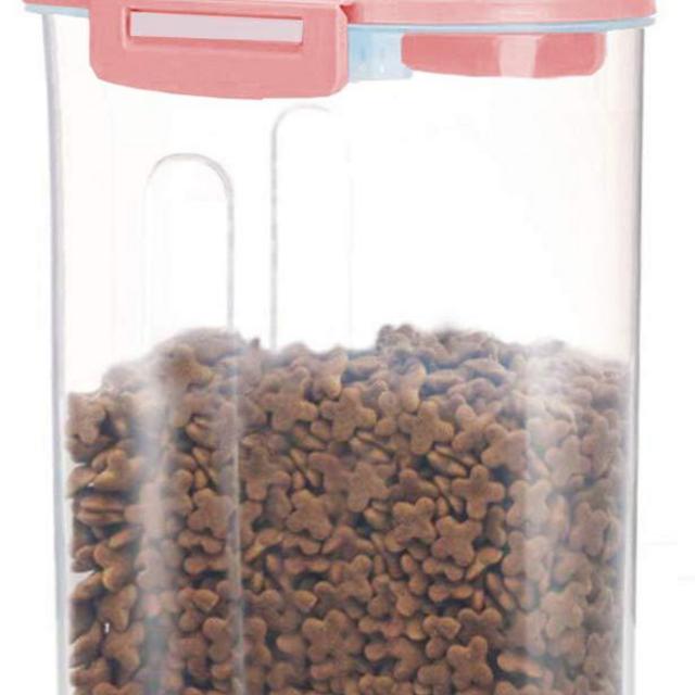PISSION Pet Food Storage Container with Graduated Cup and Seal Buckles Food Dispenser for Dogs Cats (Pink)