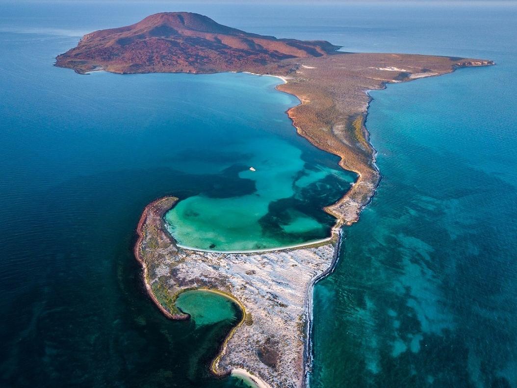 The Wedding Website of Jessie Rose Devries and Anthony Eckert