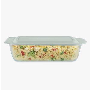 Pyrex Deep Glass Baking Dish with Plastic Lid, Deep Casserole Dish, Glass Food Container, Oven, Freezer and Microwave Safe, Clear Container, 7x11