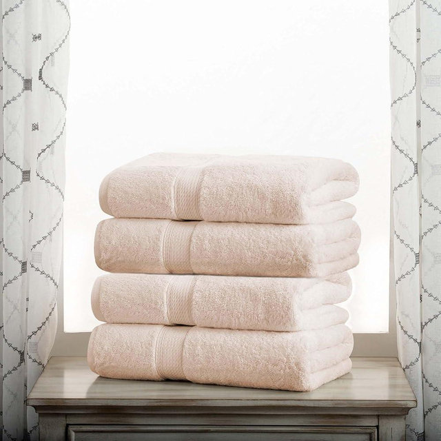 SUPERIOR Egyptian Cotton Pile Bath Towel Set of 4, Ultra Soft Luxury Towels, Thick Plush Essentials, Absorbent Heavyweight, Guest Bath, Hotel, Spa, Home Bathroom, Shower Basics, Cream