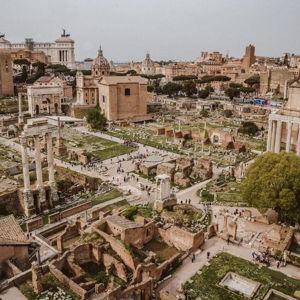 Tour of the Colosseum and Roman Forum for Two