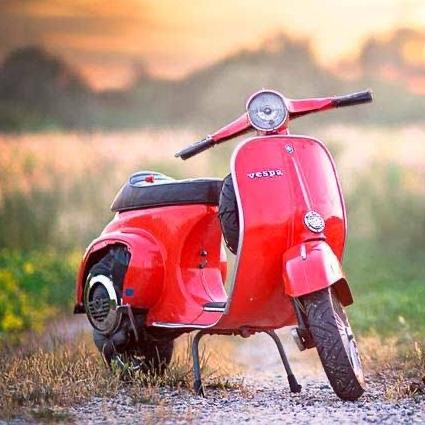 Vespa Tour in Tuscany