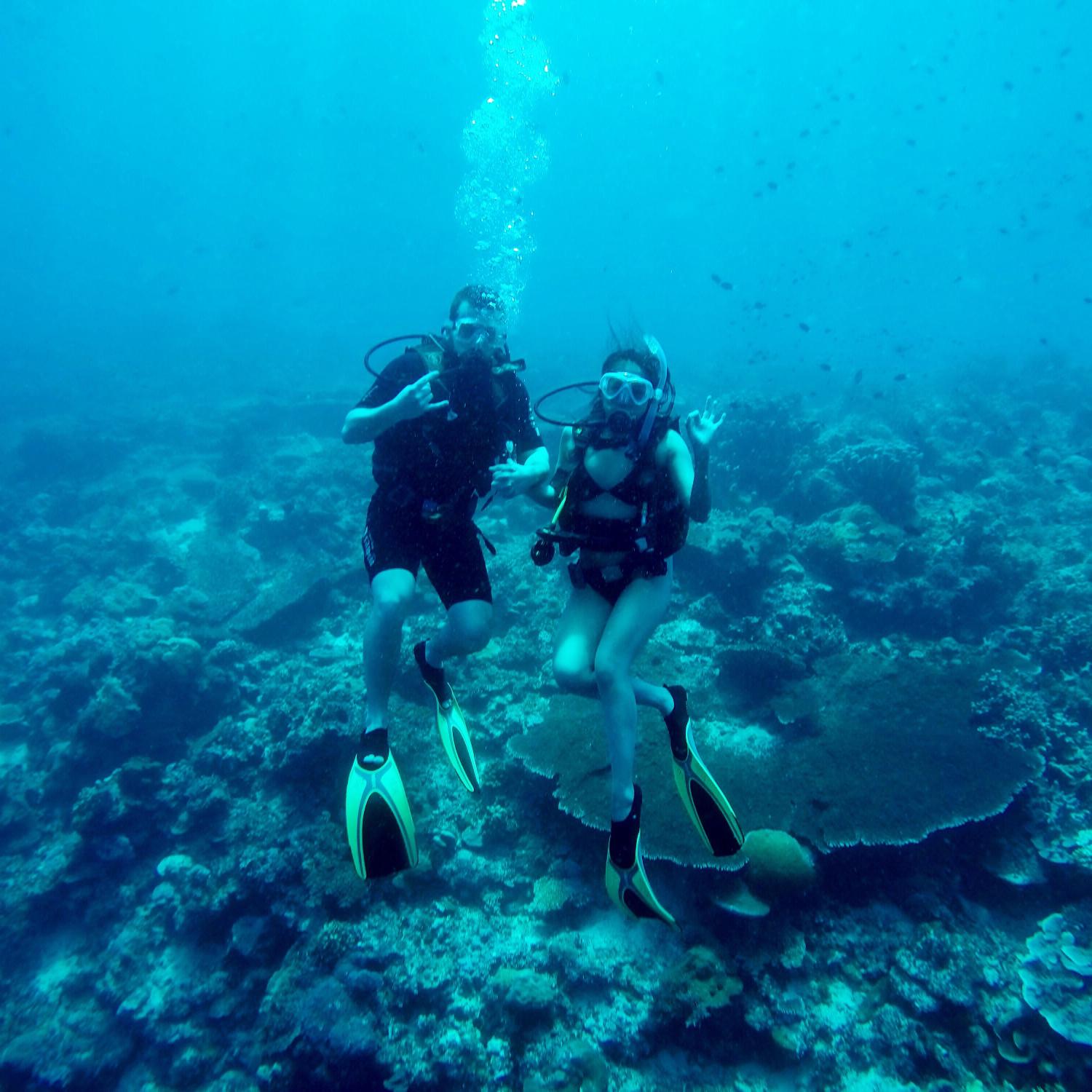 Apr 2016 - Our first time scuba diving together. Located at the heart of the Indo-Pacific basin, Sipadan Island in Malaysia is still by far the best diving spot that we’ve ever been to.