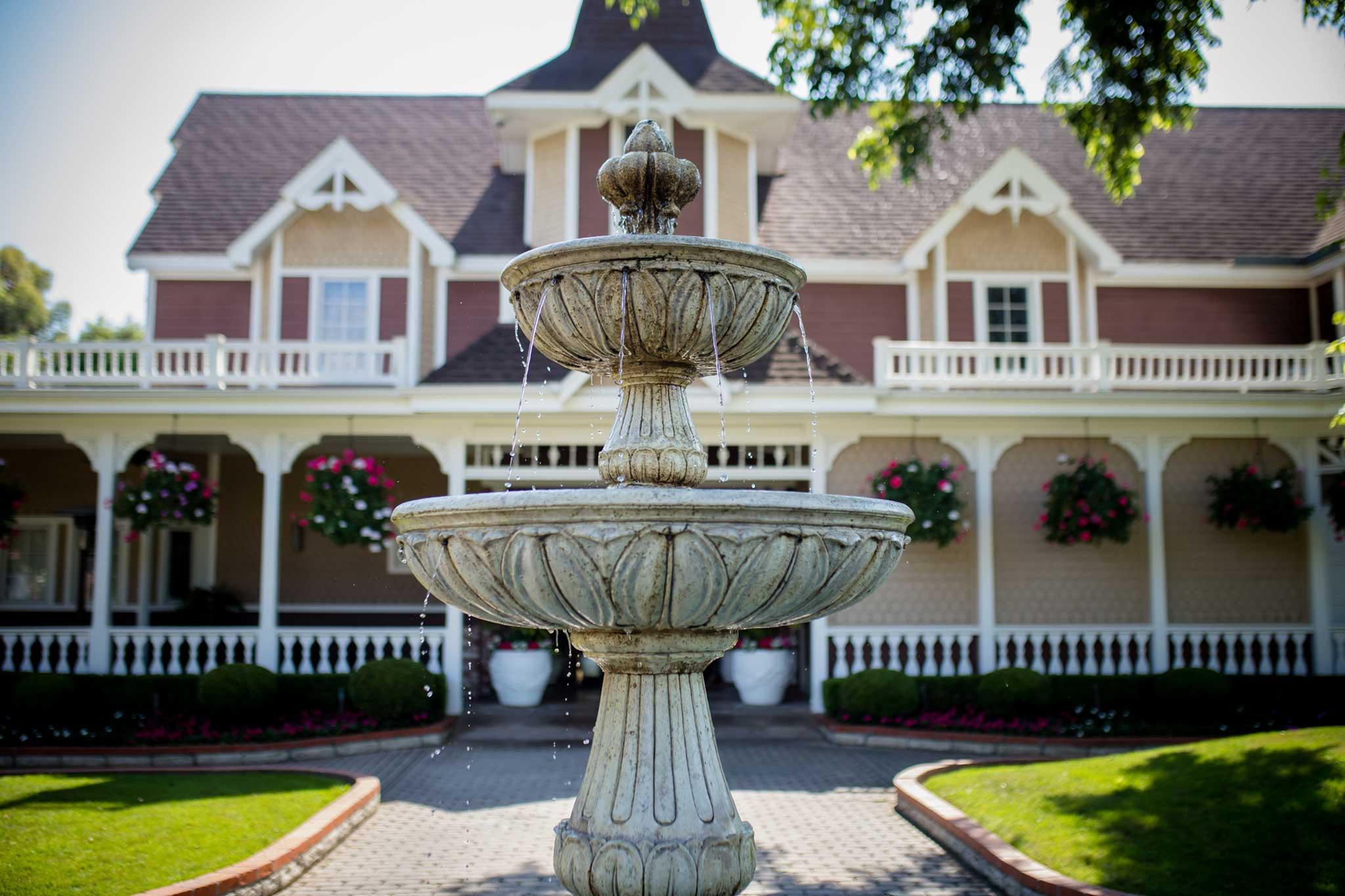 The Wedding Website of Jamiah Breda-Nixon and Kahlil Cohens