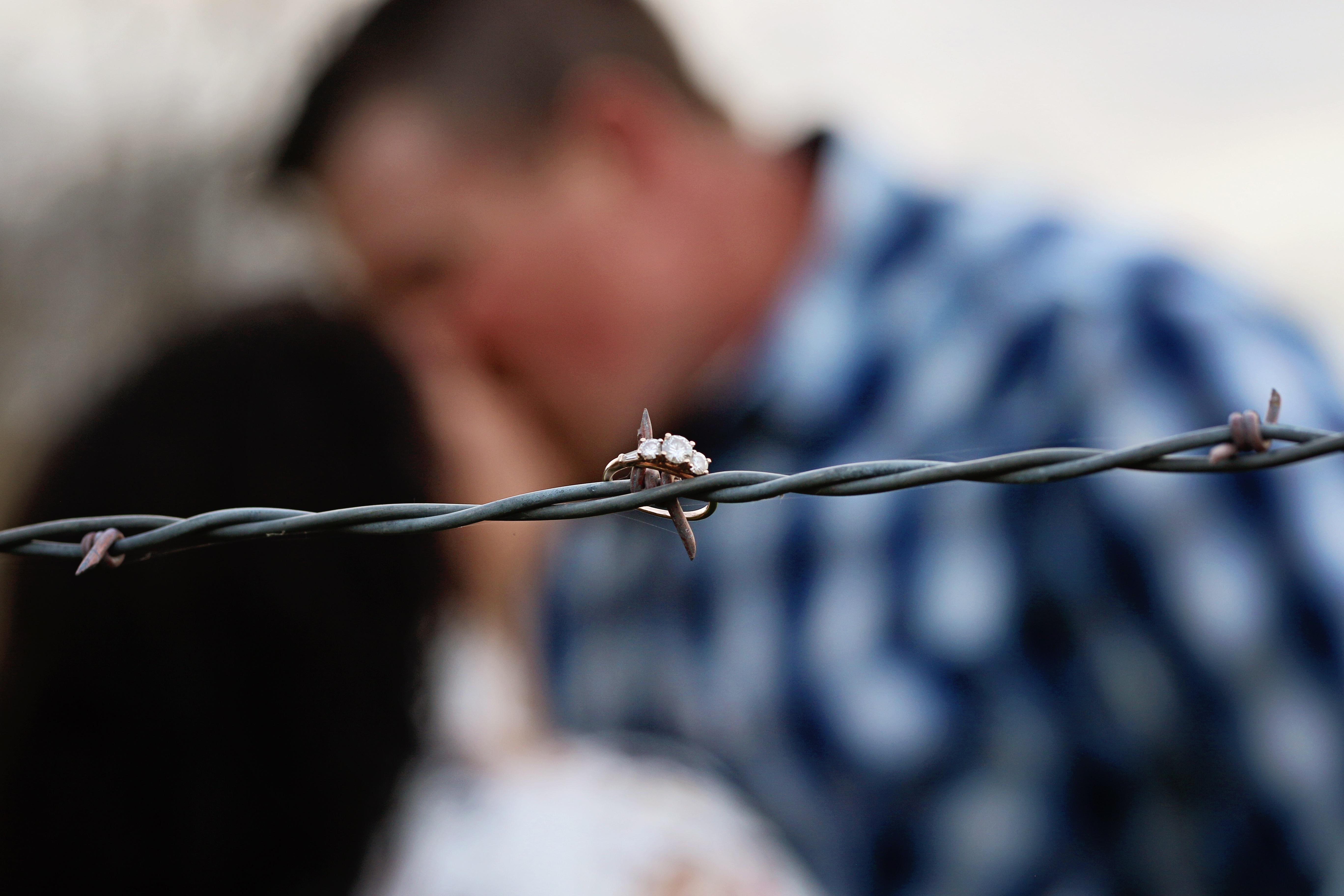 menards barbed wire