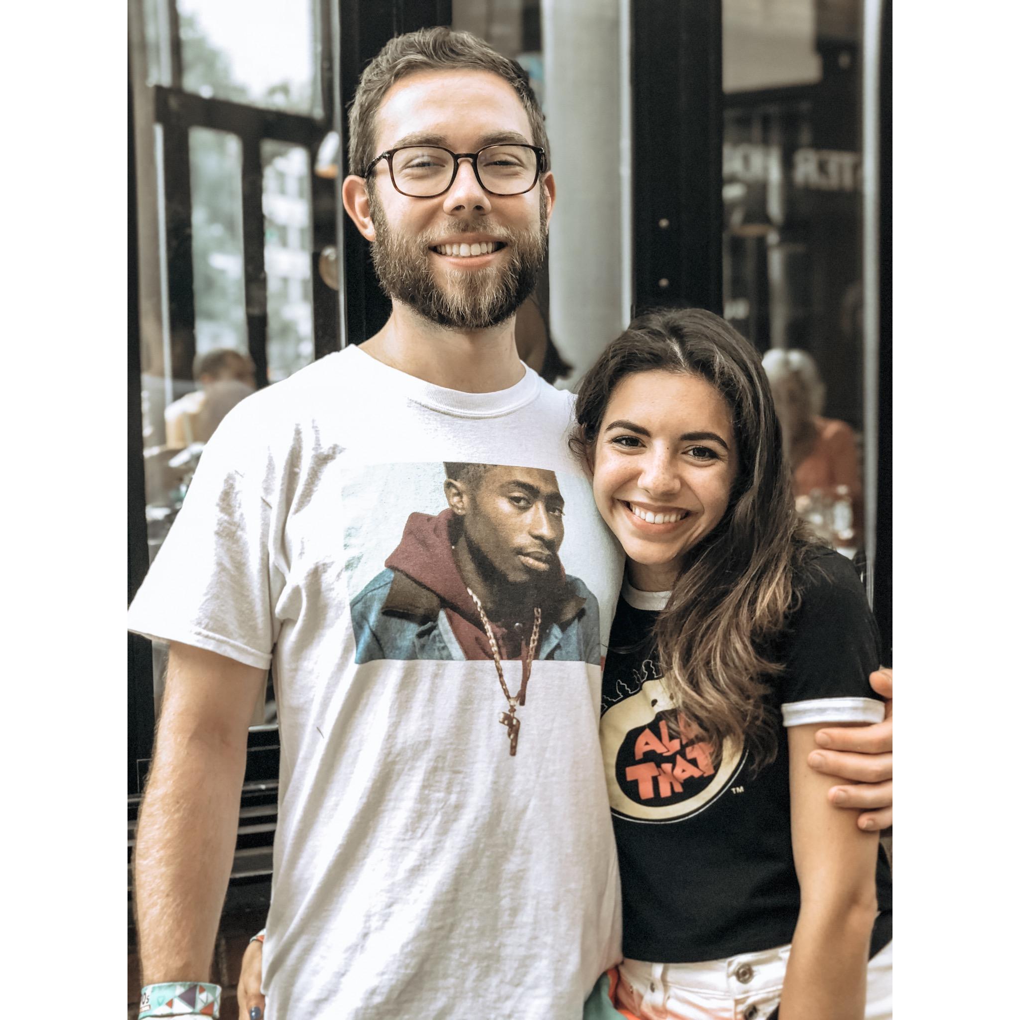 Our last photo as friends on the Boston 90's bar crawl!