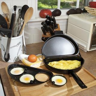 Non-Stick Omelette Pan with Egg Poacher Set