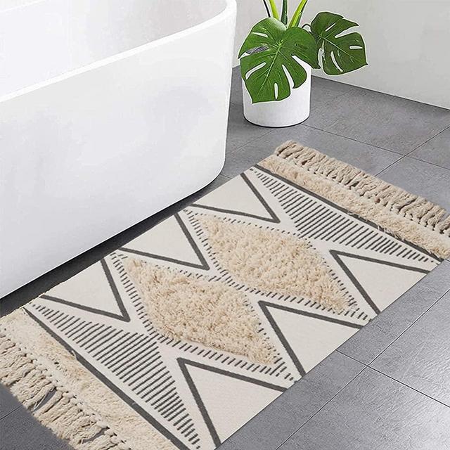 Small Boho Bathroom Rug 2'x3' LEEVAN Tufted Geometric Rugs with Tassels Moroccan Farmhouse Throw Rugs Washable Kitchen Sink Rug Cotton Woven Entryway Doormat for Porch/Hallway