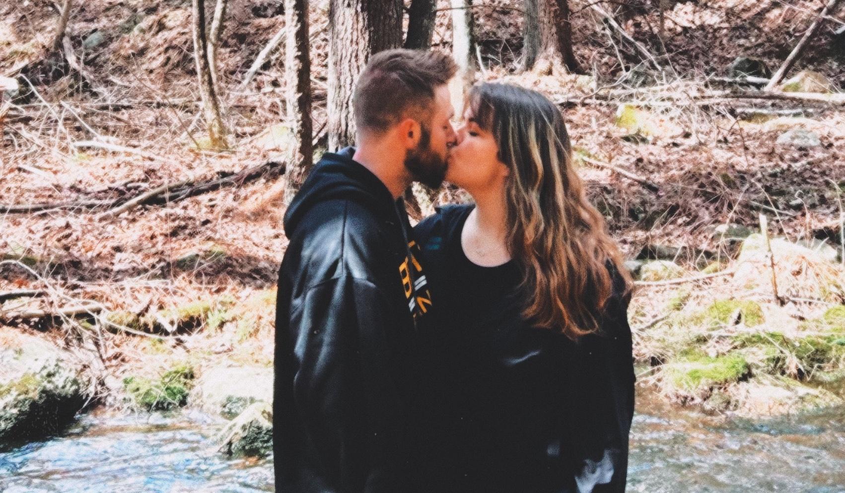 The Wedding Website of Lizzy Cox and Pj Bourque