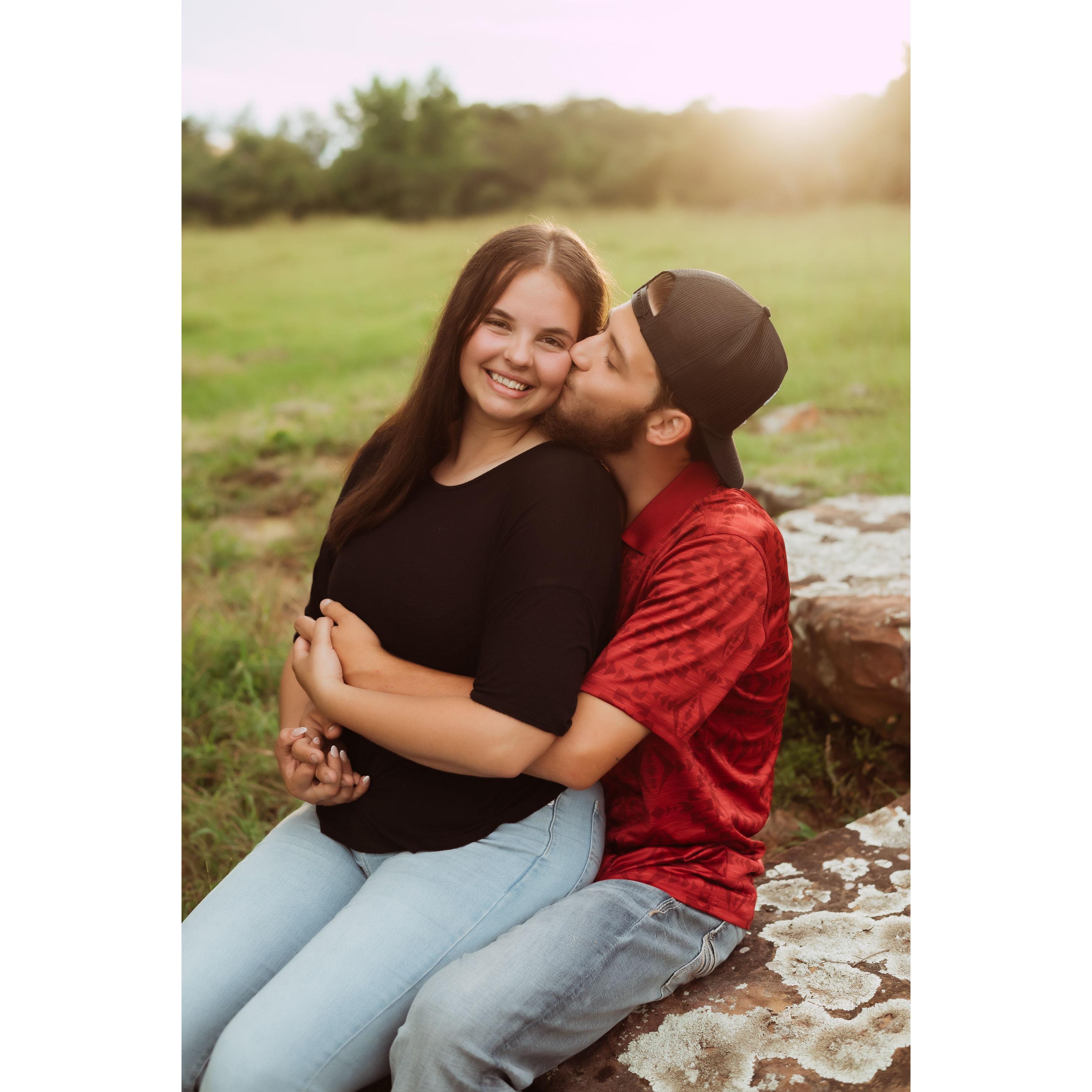 Engagement Pictures!!!