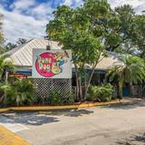 Dune Dog Cafe