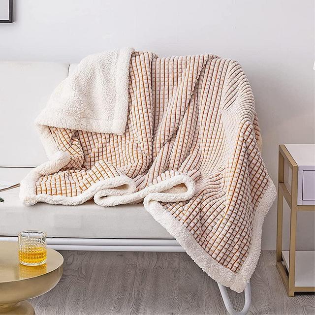 LOMAO Sherpa Blanket Throw Blanket Soft Warm Fleece Blanket Thick Blanket with Grid Pattern for Couch Sofa Bed Chair Home Decor (Mustard Yellow, 51"x63")