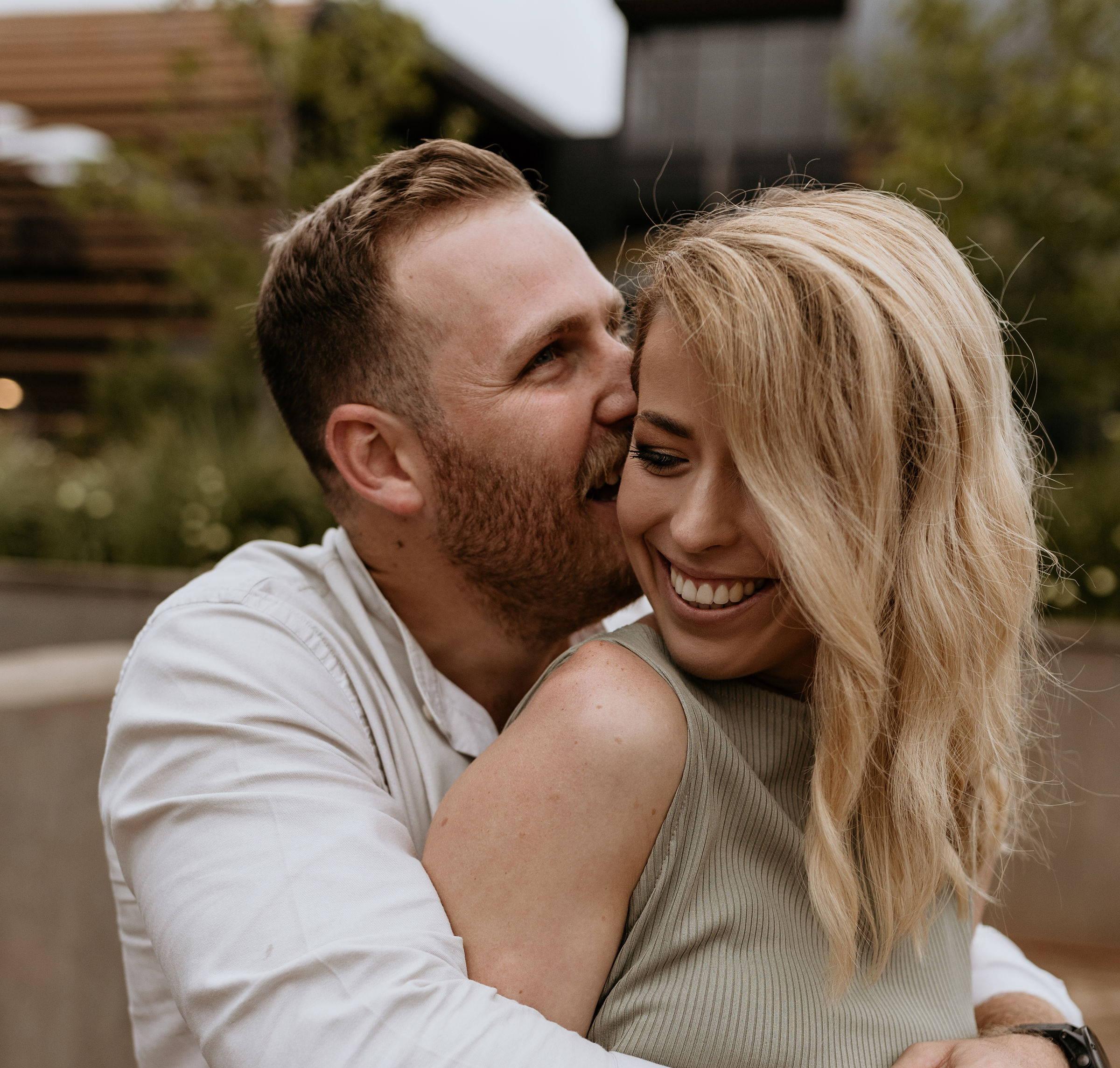 The Wedding Website of Emile Theunissen and Lynette Oberholzer