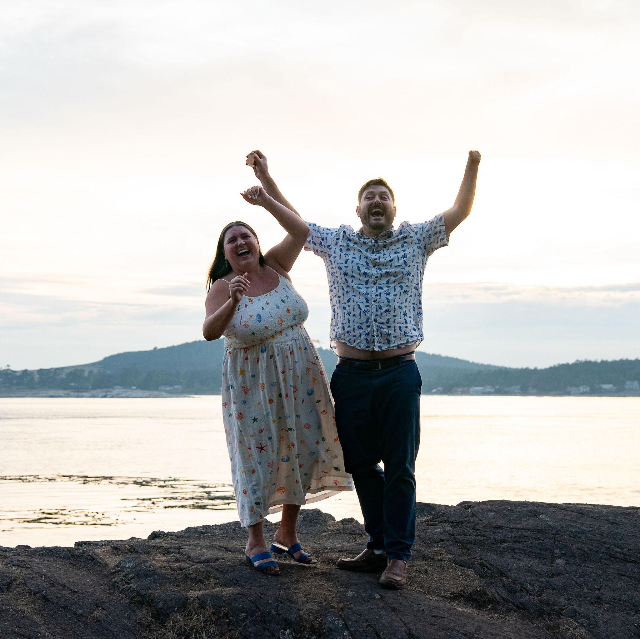 A group of Siena's friends and random hikers were there to celebrate with us after the proposal