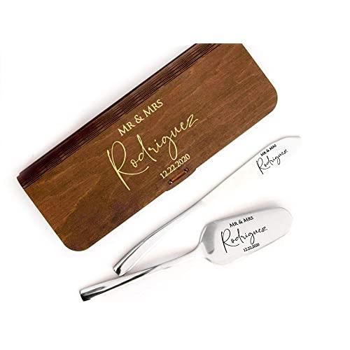 Personalized Wedding Cake Server Set - Mr & Mrs Keepsake Cutting Knife Set - Engraved Cake Knife Server Set - Rustic Wedding Cake Set - Custom Cake Cutting Set - Wedding Gift for Bride and Groom