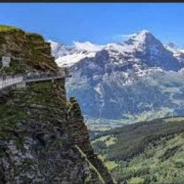 Cliff Walk in Grindelwald Switzerland