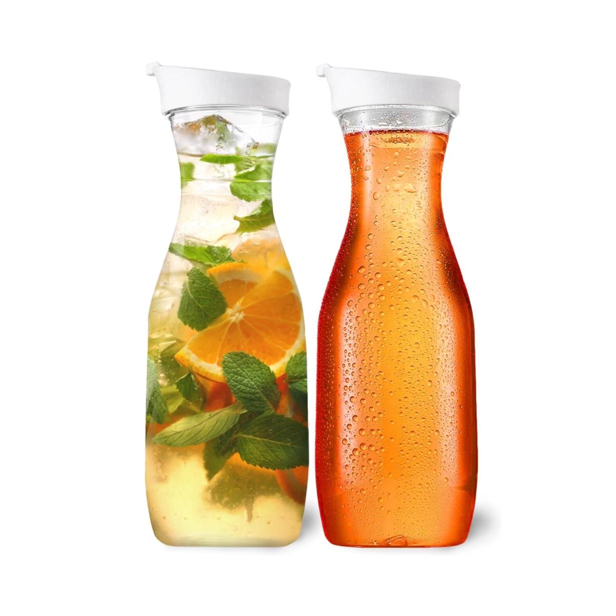 DilaBee Plastic Water Pitcher With Lid Round Carafe Pitchers for drinks, Milk, Smoothie, Iced Tea, Mimosa Bar - BPA-Free - Not Dishwasher Safe (2-Pack, 32 Ounce)