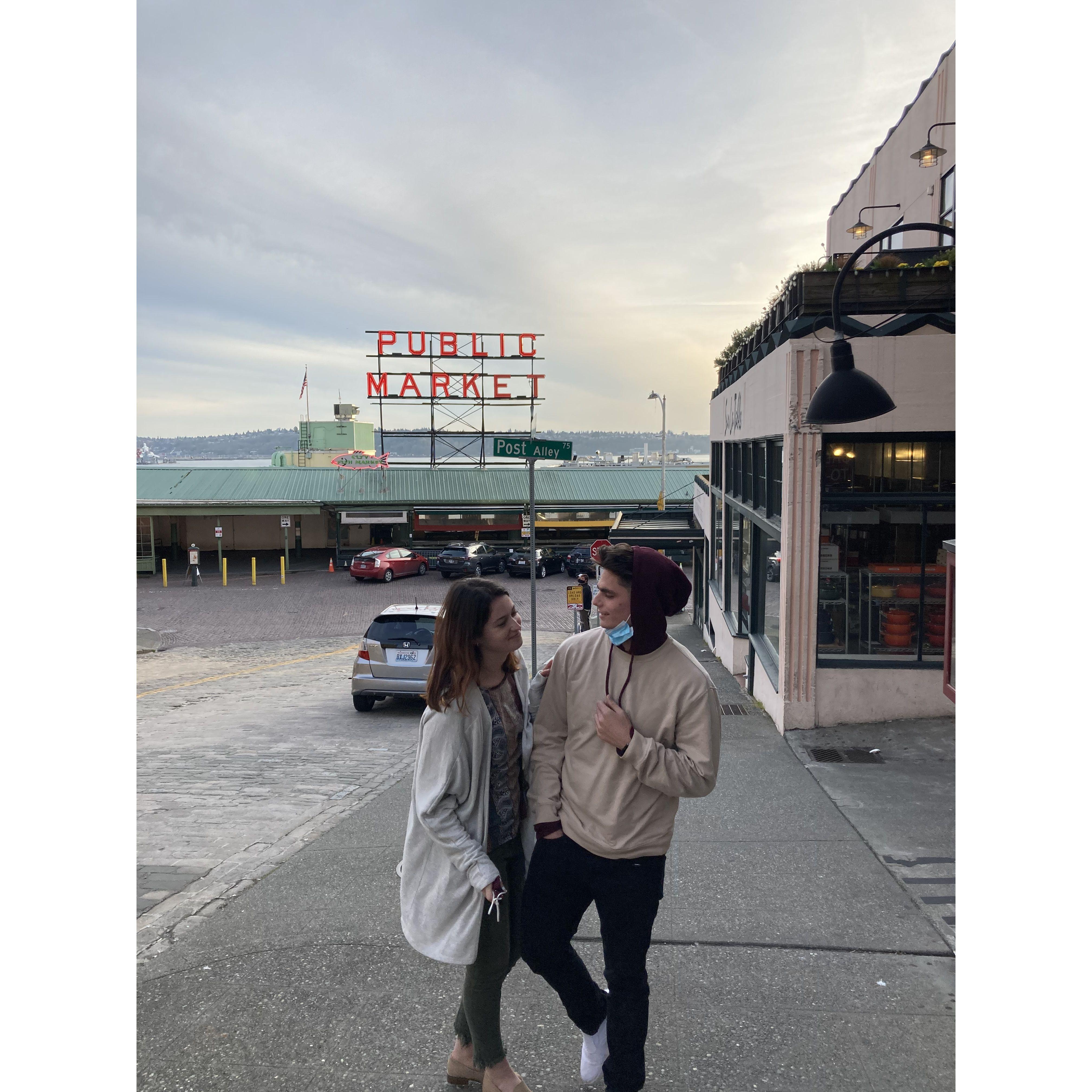 Jason and Shannon visit several cities as they consider where they will move once Shannon finishes her Masters degree.