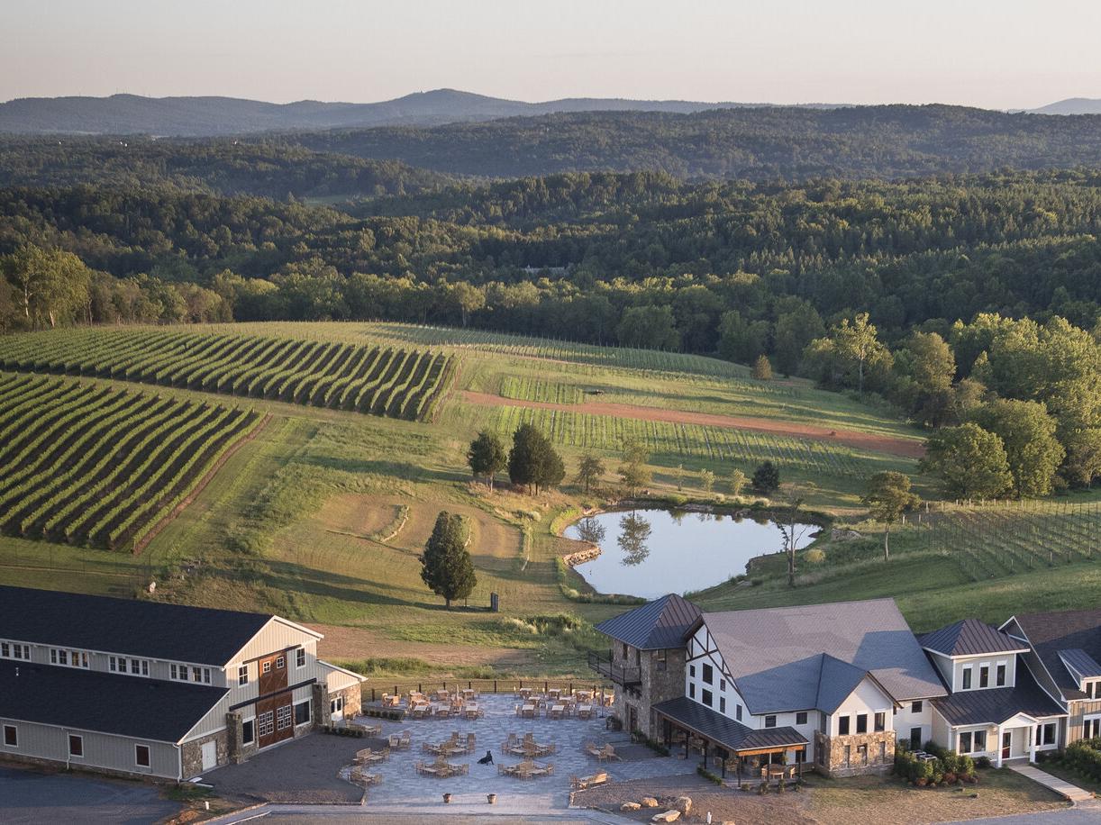 The Wedding Website of Jennifer Kinsey and Tom Mauro