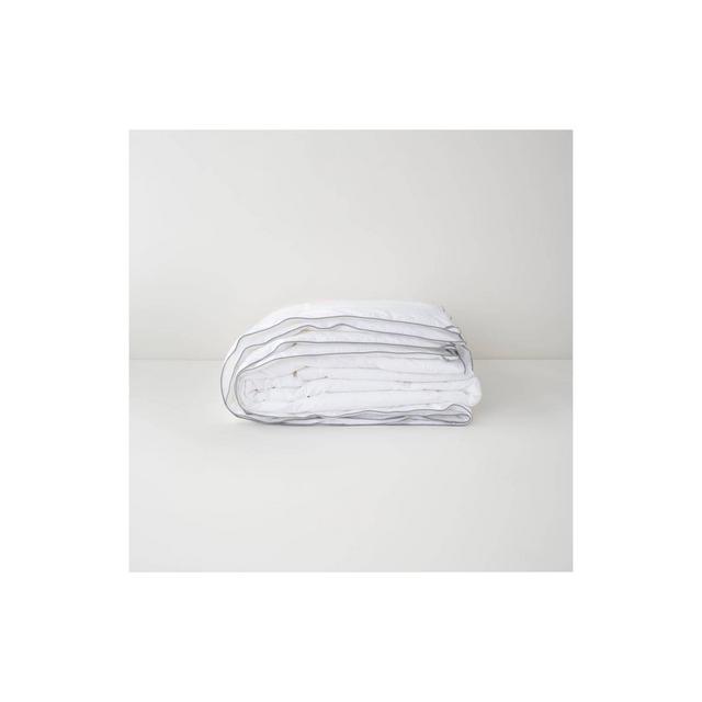 King/California King Lightweight Down Alternative Comforter - Tuft & Needle