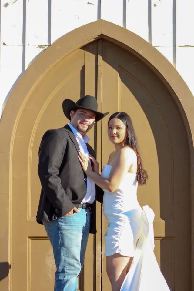 The Wedding Website of Janelle Moreno and Ivan Hernandez