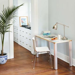 Air Essential Desk with Wireless Charging