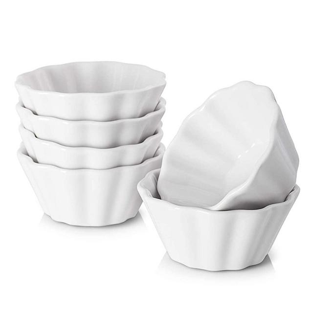DOWAN 6 Oz Porcelain Ramekins - Serving Bowls for Souffle, Creme Brulee, Flower Shape Ramekins for Baking, Set of 6, White