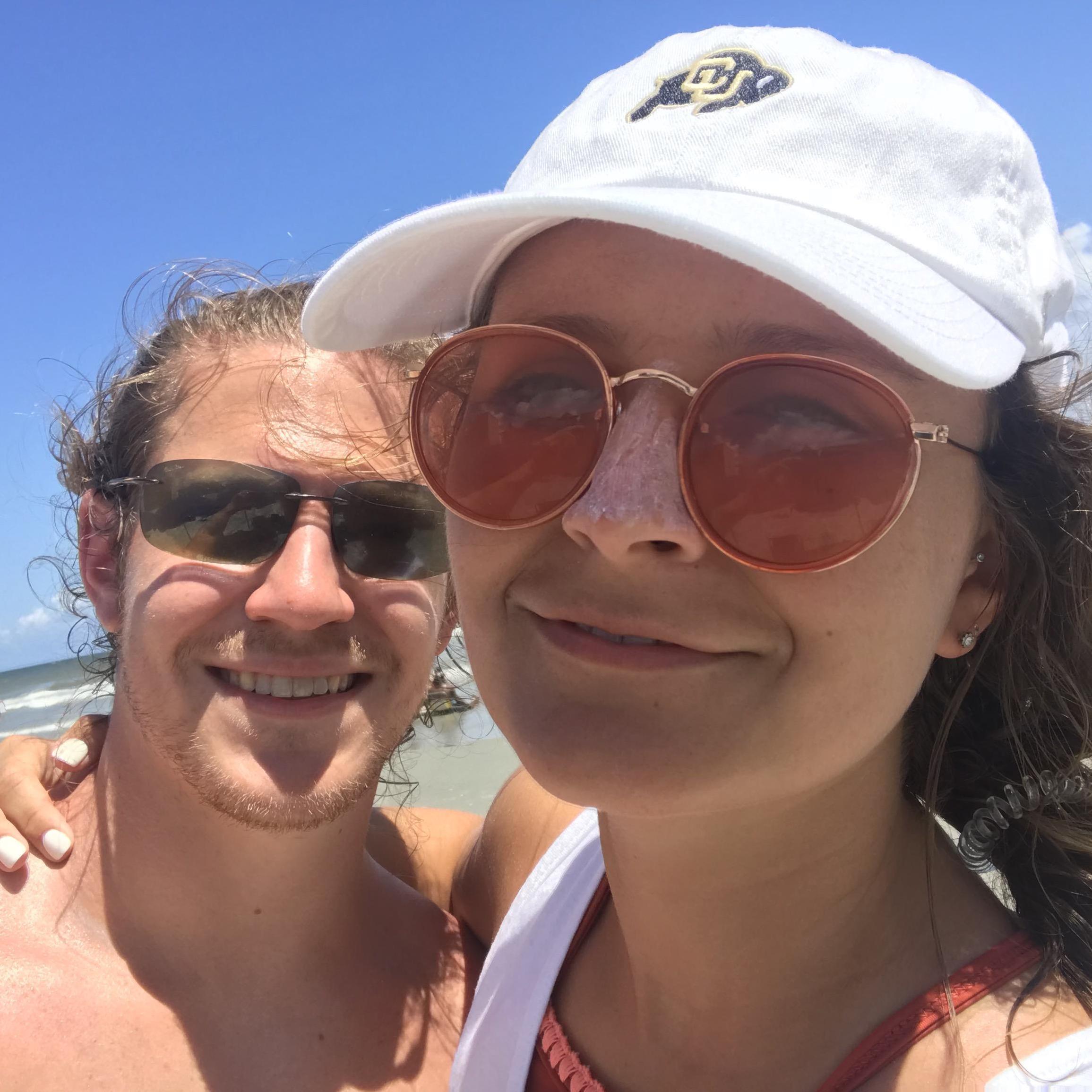 I lost those sunglasses in the atlantic ocean the day this photo was snapped. if found plz call.