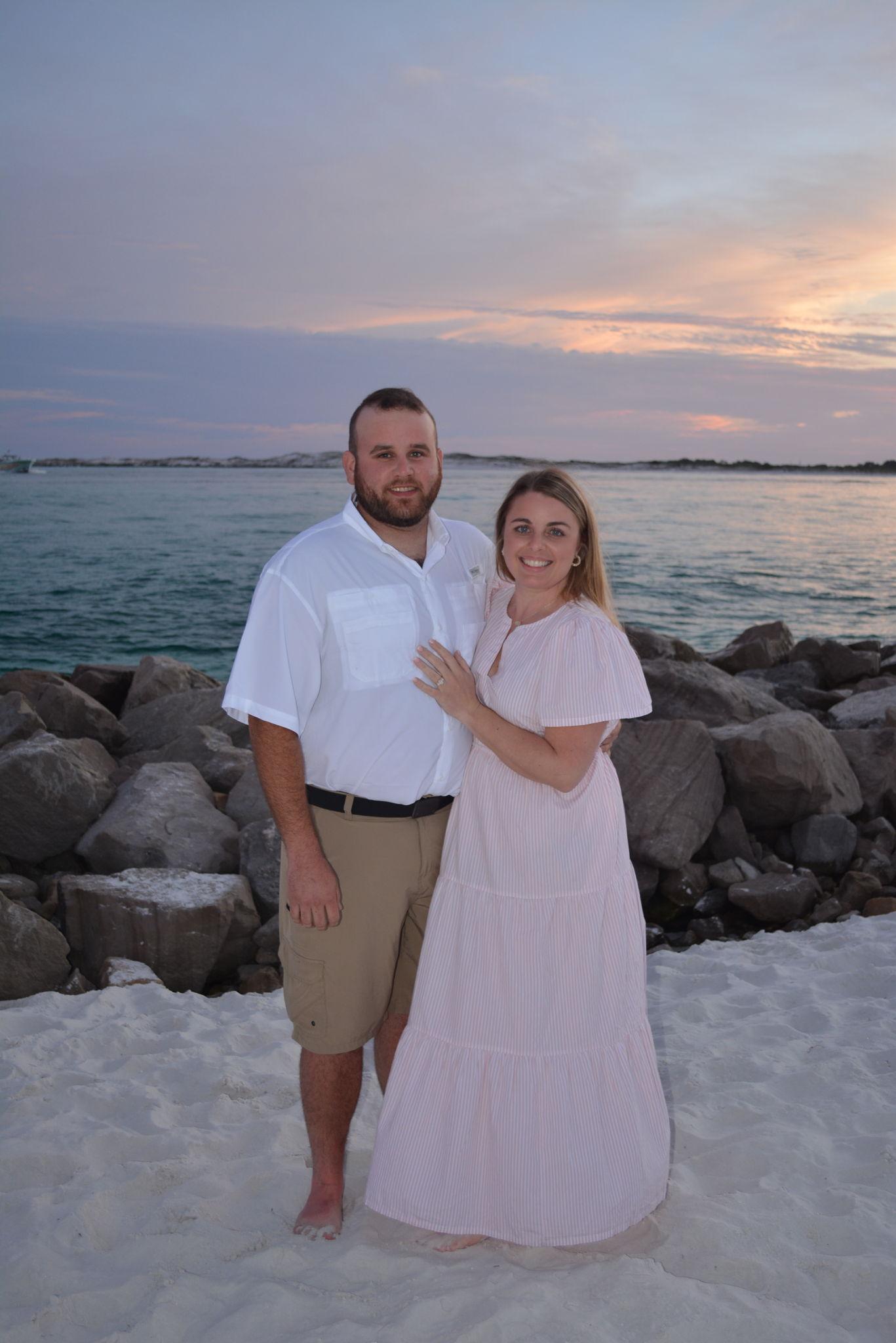 The Wedding Website of Lindsey Elliott and Caleb Young