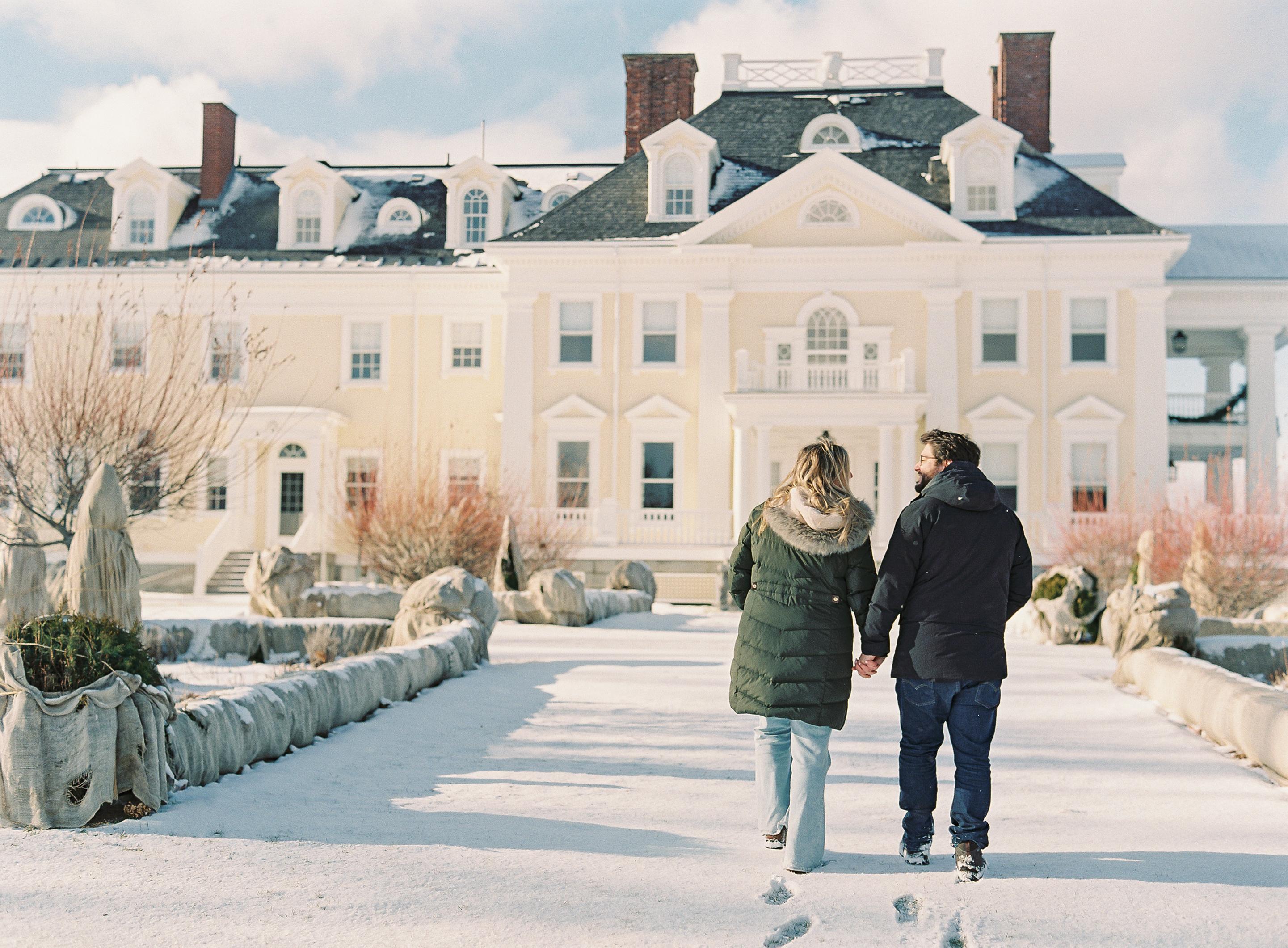 The Wedding Website of Larisa Bainton and Kevin Hernandez