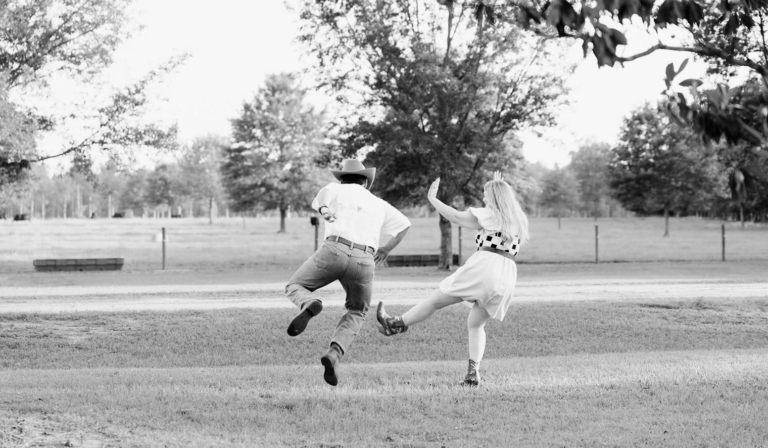 The Wedding Website of Emily Carlton and Tyler Stewart