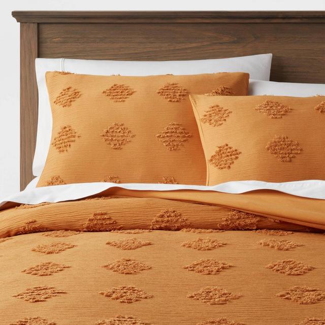 Full/Queen Tufted Diamond Crinkle Duvet Cover & Sham Set Dark Gold - Threshold™