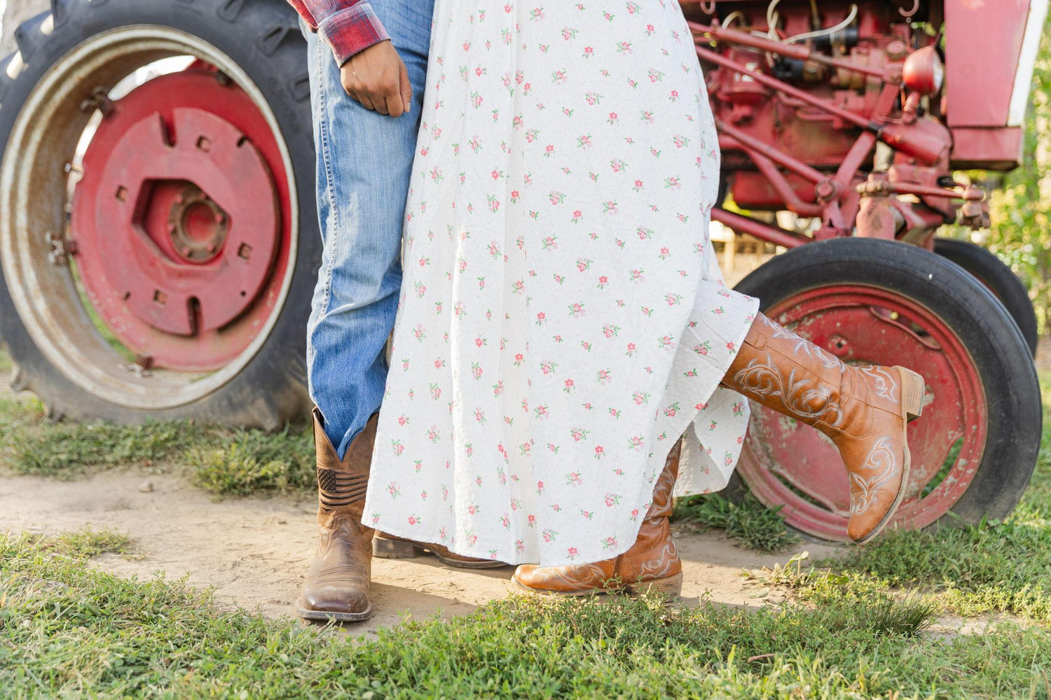 The Wedding Website of Meaghan Tracey and Joseph Dias