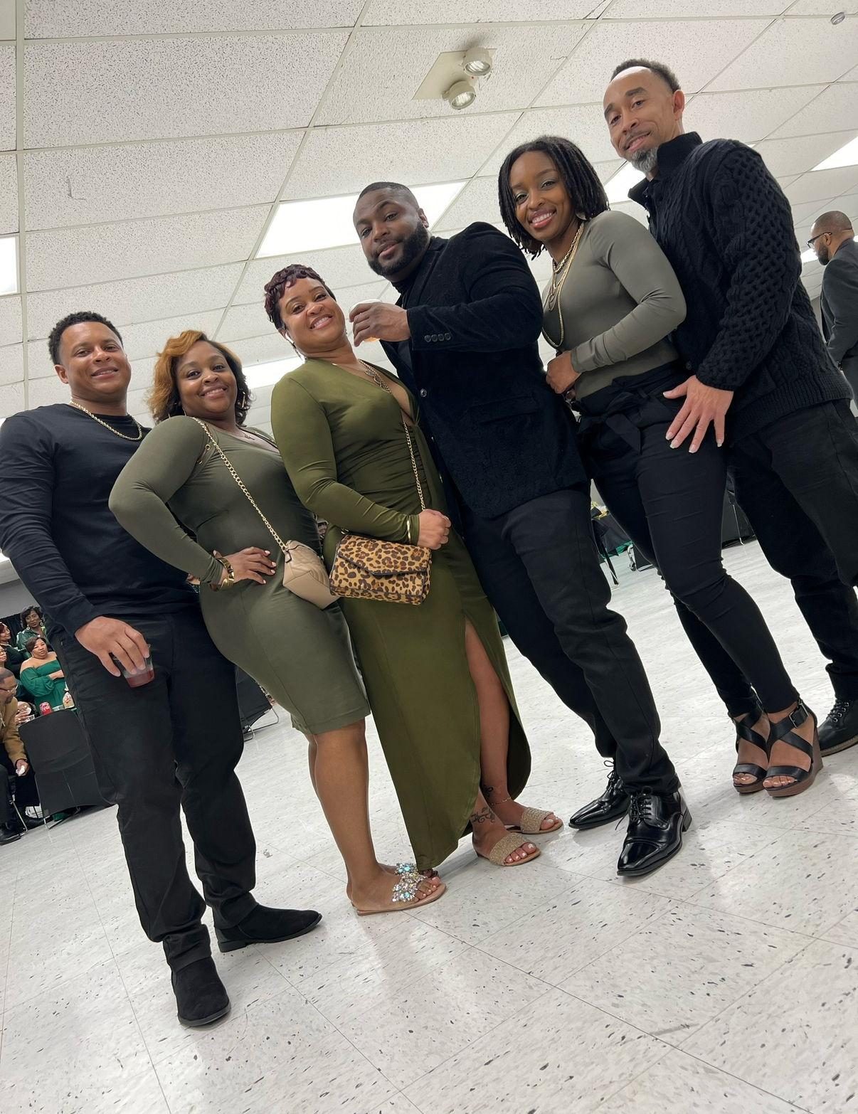 The Wedding Website of Joan Taylor and Kenya Washington