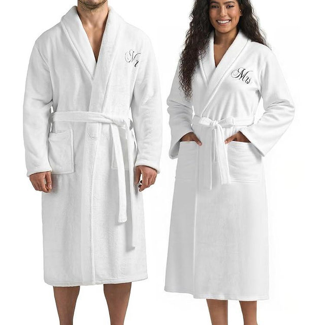 AW BRIDAL 2Pcs Mr and Mrs Robes for Couples Fleece, Matching Long Hooded Robes for Men Women, His and Hers Wedding Gifts