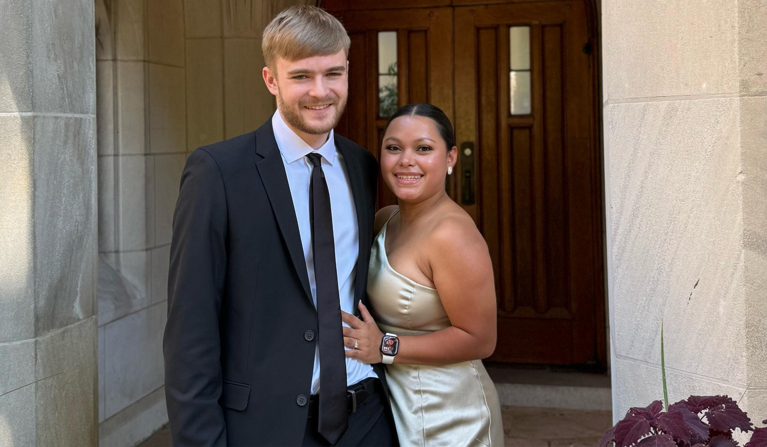 The Wedding Website of Julissa King and Christian Rhodes