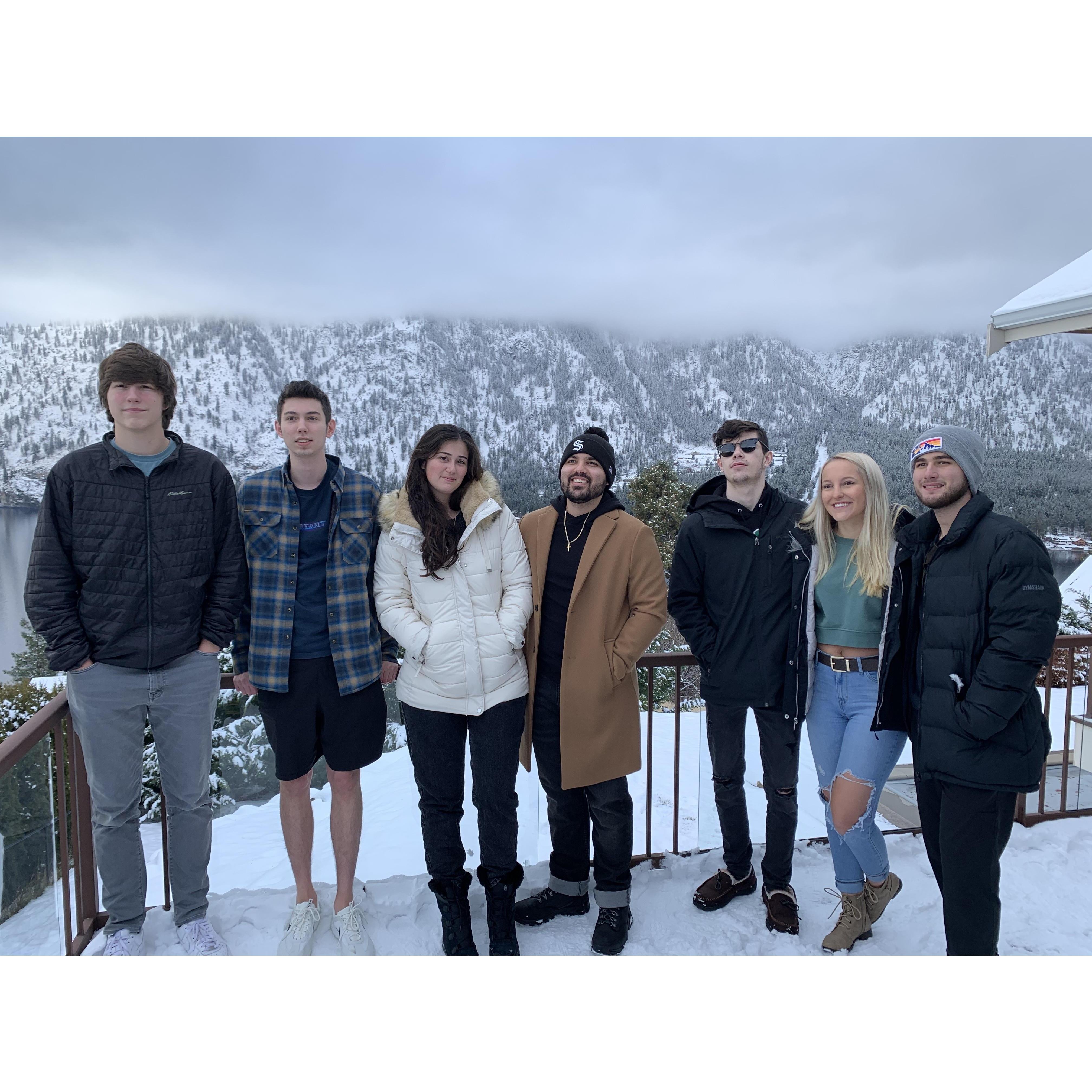 Lake Chelan (WA), Christmas 2020, with the Geri & Carrasco boys and Katie